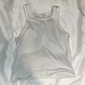 Lululemon Ebb to Streett Cropped Racerback Tank Top. Size 4